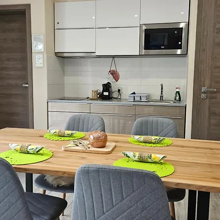 Bowery - Arnyas Vendeghazak - Jakuzzi Hasznalattal Apartment Balatonalmádi