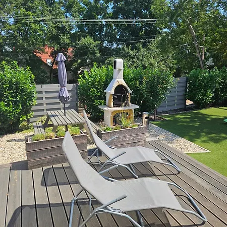 Bowery - Arnyas Vendeghazak Apartment Balatonalmadi