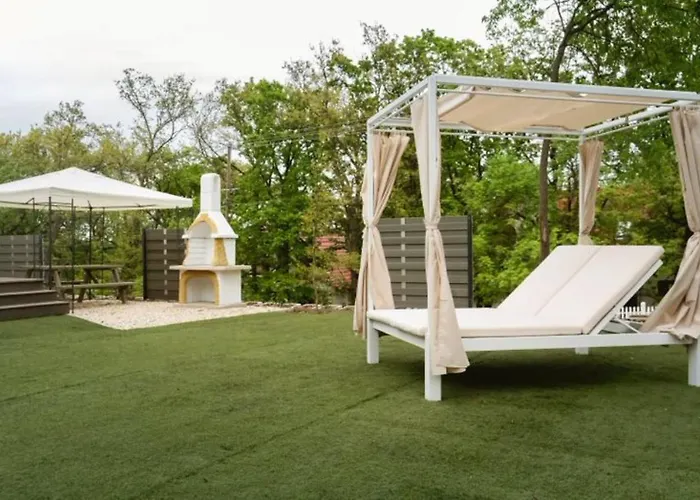 Appartement Bowery - Arnyas Vendeghazak - Jakuzzi Hasznalattal *