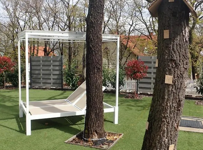 Bowery - Arnyas Vendeghazak - Jakuzzi Hasznalattal Balatonalmádi